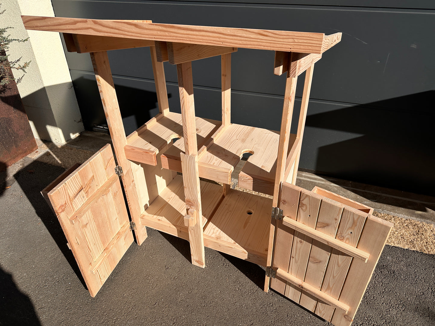 Double Hobby Horse Stable